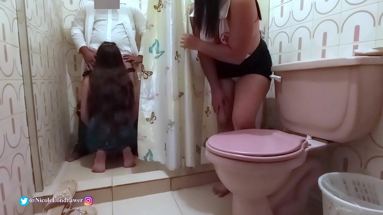 Tus kws kho mob pom tus kws kho mob fucking tus neeg mob hauv chav dej hauv tsev kho mob / PART 1 / NicoleLondrawer / Chiquicandy